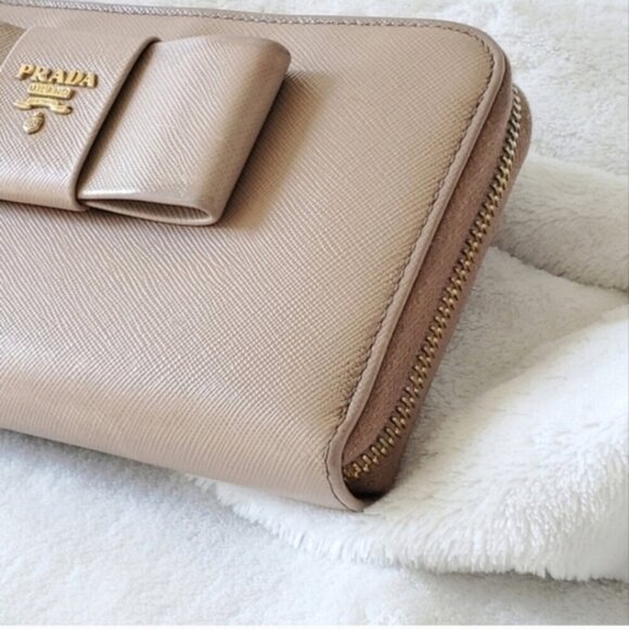 PRADA NUDE BOW ZIPPY Wallet cardholder - Picture 8 of 16